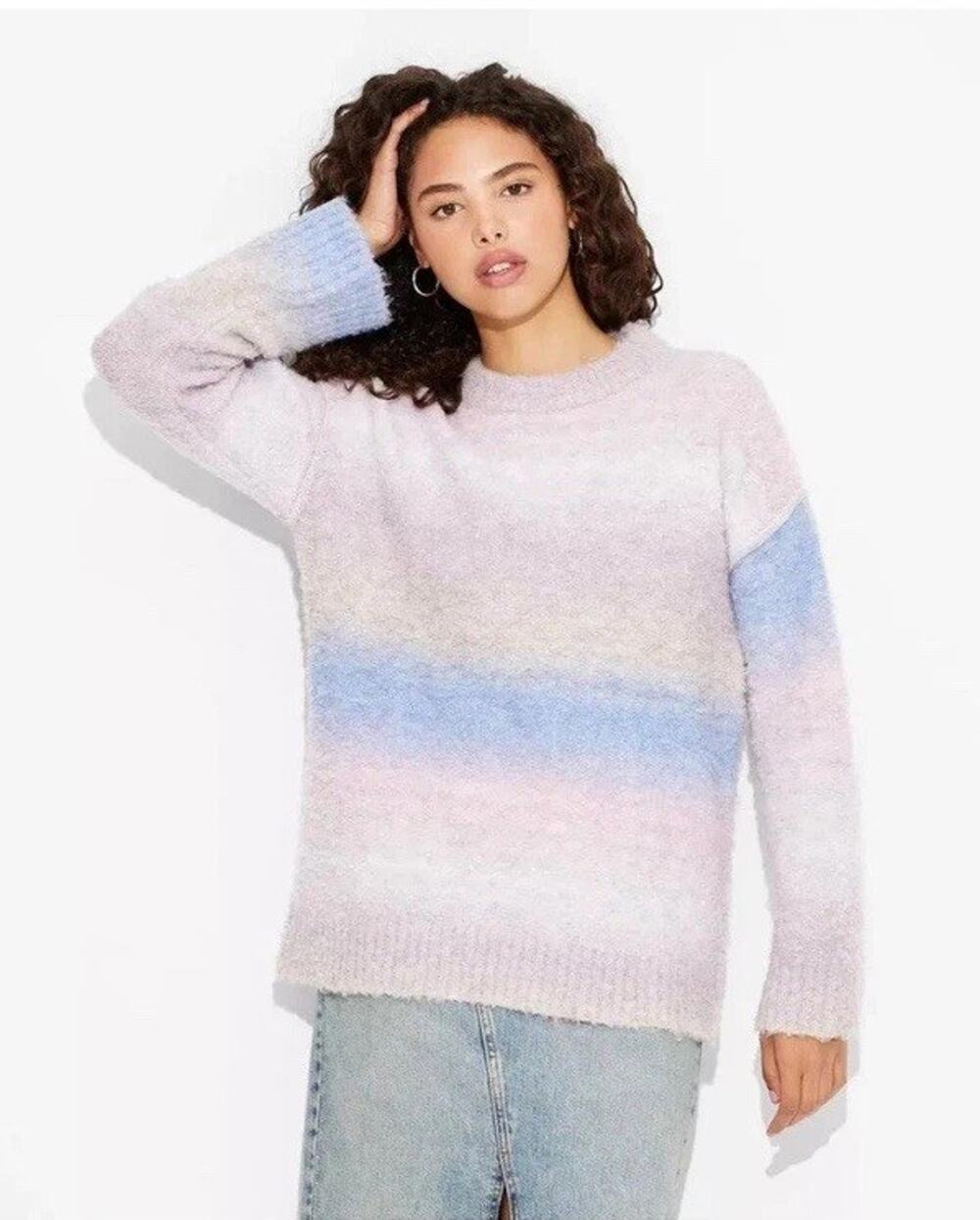 Wild Fable Women's Crewneck Oversized Boucle Pullover Holiday Sweater -Small